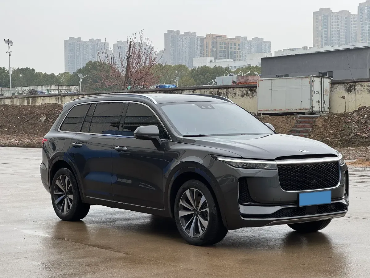 2020 Li ONE Range Extended 131HP REEV 40.5KWH,autocango,china used car exporter,china ev exporter,chinese used car exporter,chinese used ev exporter