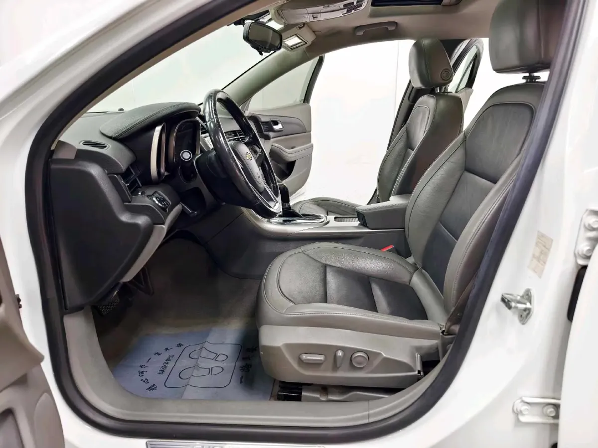 2013 Chevrolet Malibu 2.0L 154HP L4 6AT,autocango,china used car exporter,china ev exporter,chinese used car exporter,chinese used ev exporter