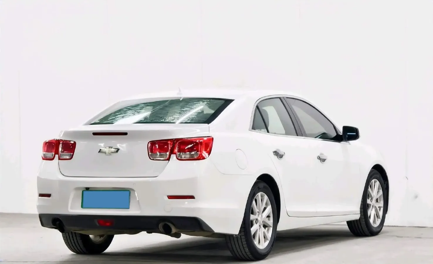 2013 Chevrolet Malibu 2.0L 154HP L4 6AT,autocango,china used car exporter,china ev exporter,chinese used car exporter,chinese used ev exporter
