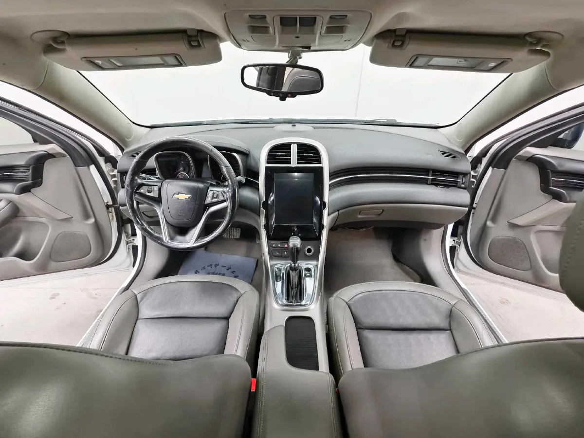 2013 Chevrolet Malibu 2.0L 154HP L4 6AT,autocango,china used car exporter,china ev exporter,chinese used car exporter,chinese used ev exporter