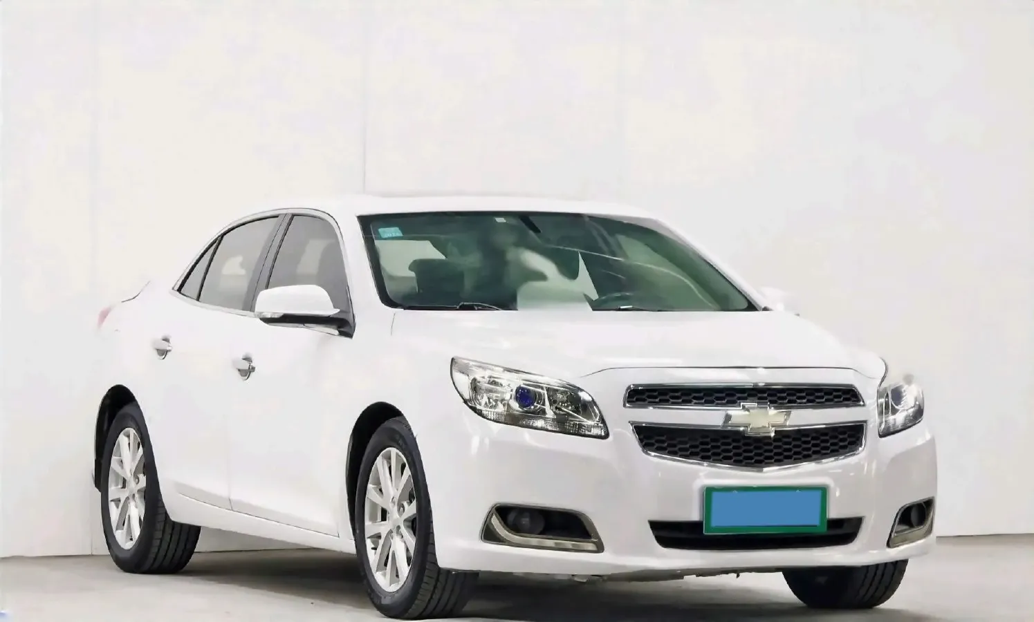 2013 Chevrolet Malibu 2.0L 154HP L4 6AT,autocango,china used car exporter,china ev exporter,chinese used car exporter,chinese used ev exporter