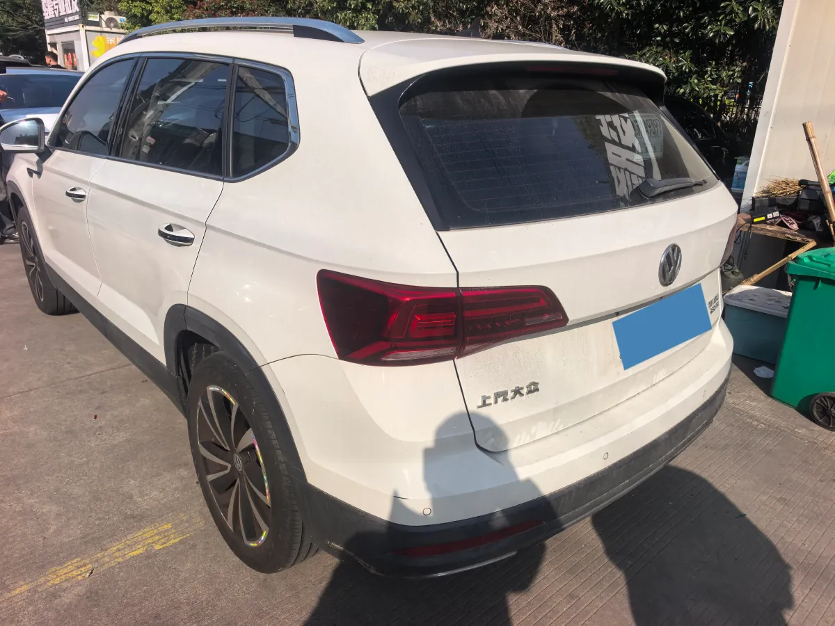 2019 MINI MINI 1.5T 102HP L3 7DCT,autocango,china used car exporter,china ev exporter,chinese used car exporter,chinese used ev exporter