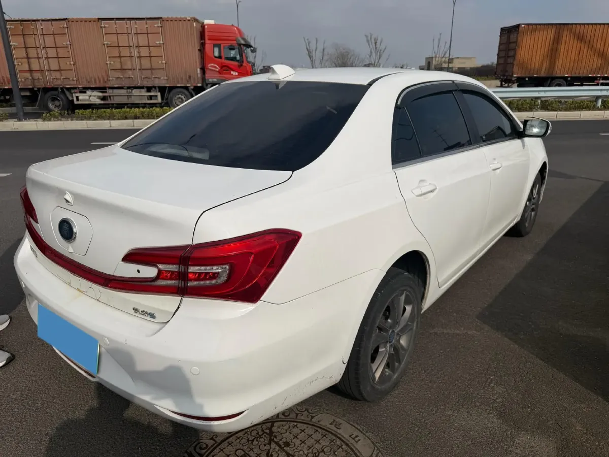 2017 BYD Qin 1.5T 154HP L4 6DCT PHEV,autocango,china used car exporter,china ev exporter,chinese used car exporter,chinese used ev exporter