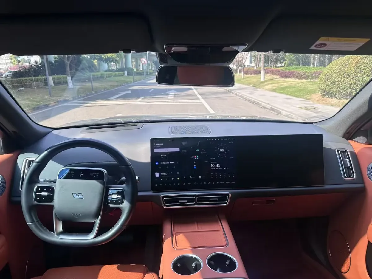 2024 Ford Bronco 2.3T 275HP L4 10AT,autocango,china used car exporter,china ev exporter,chinese used car exporter,chinese used ev exporter