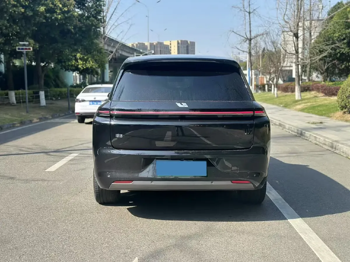 2024 Ford Bronco 2.3T 275HP L4 10AT,autocango,china used car exporter,china ev exporter,chinese used car exporter,chinese used ev exporter