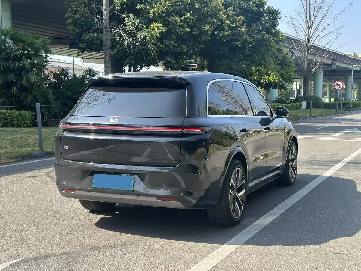 2024 Ford Bronco 2.3T 275HP L4 10AT,autocango,china used car exporter,china ev exporter,chinese used car exporter,chinese used ev exporter