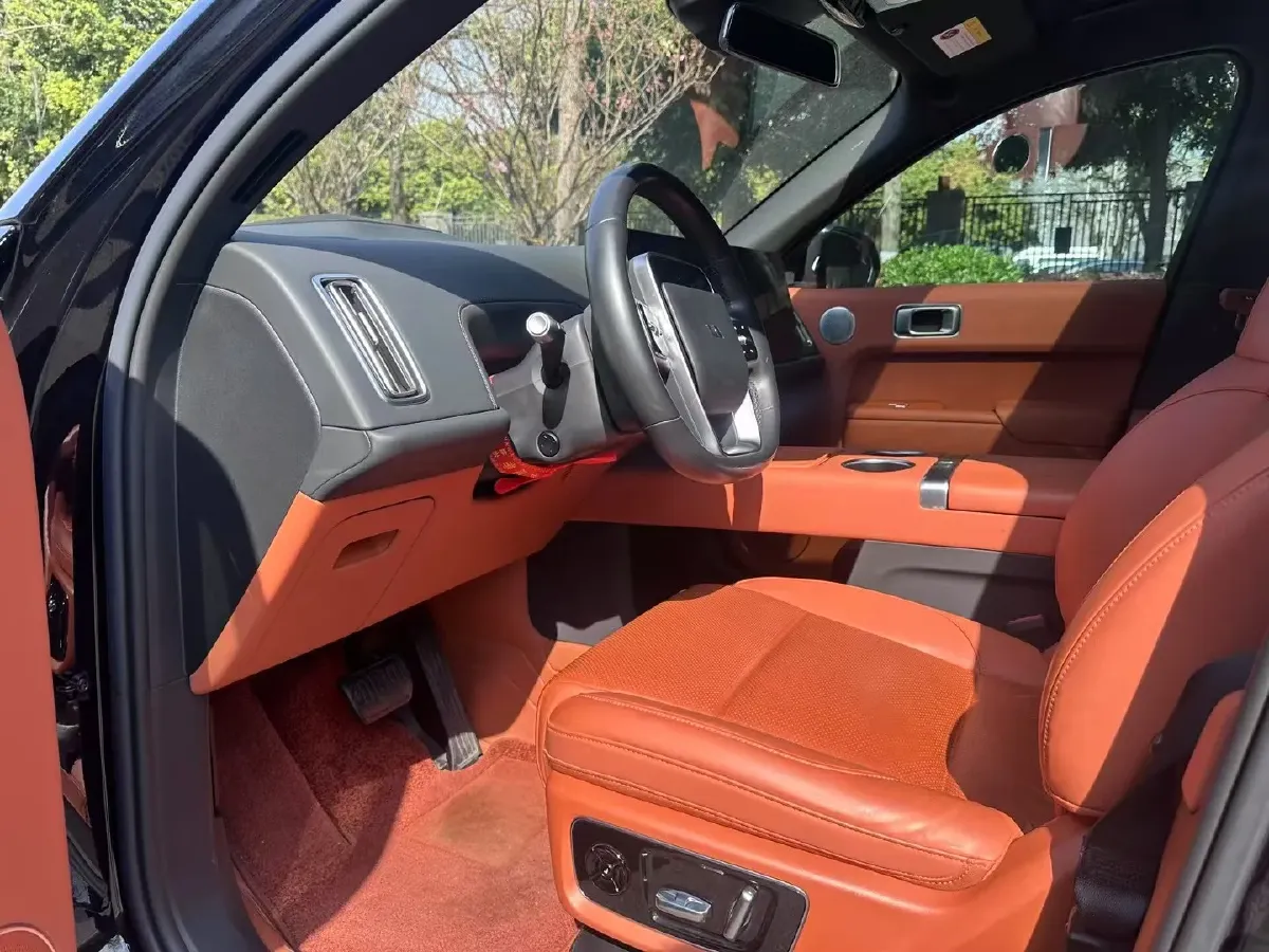 2024 Ford Bronco 2.3T 275HP L4 10AT,autocango,china used car exporter,china ev exporter,chinese used car exporter,chinese used ev exporter