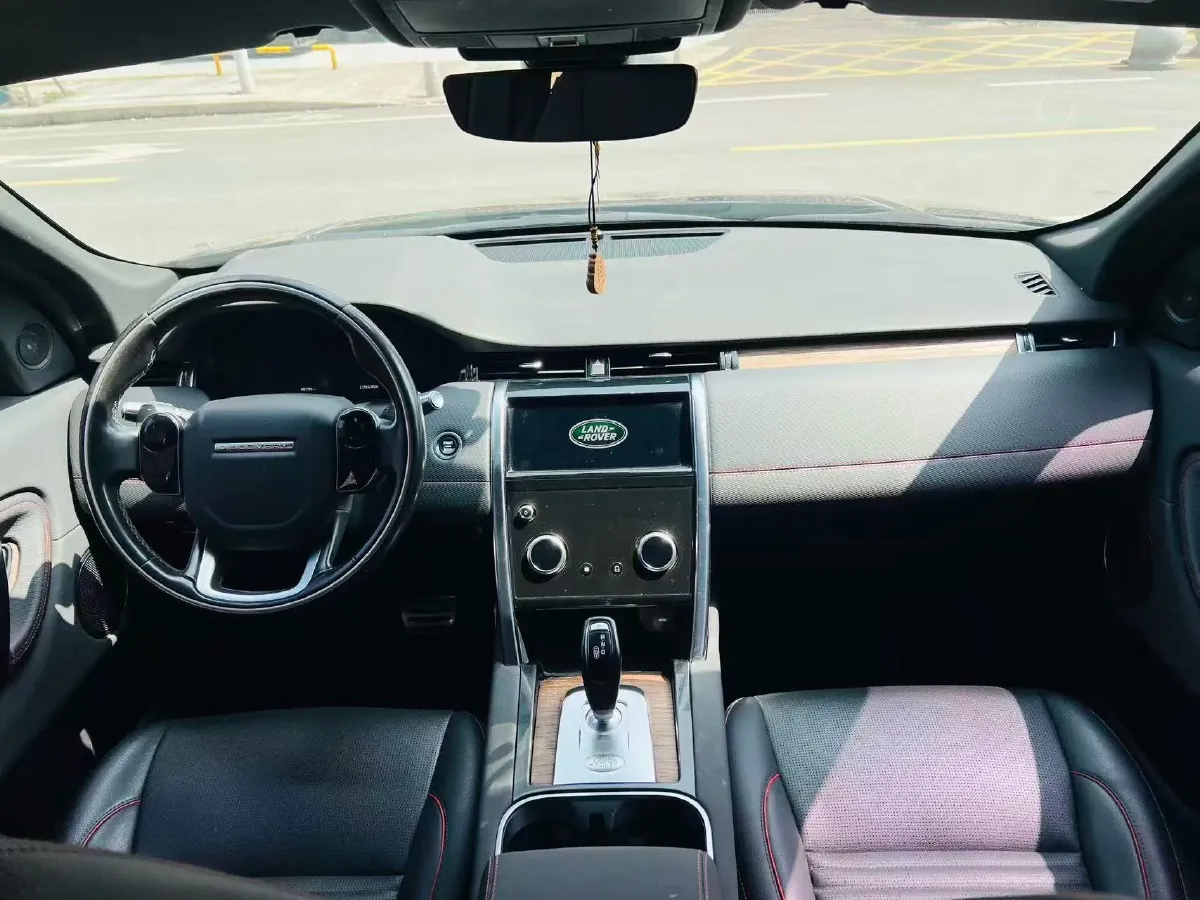 2020 Land Rover Discovery Sport 2.0T 249HP L4 9AT,autocango,china used car exporter,china ev exporter,chinese used car exporter,chinese used ev exporter