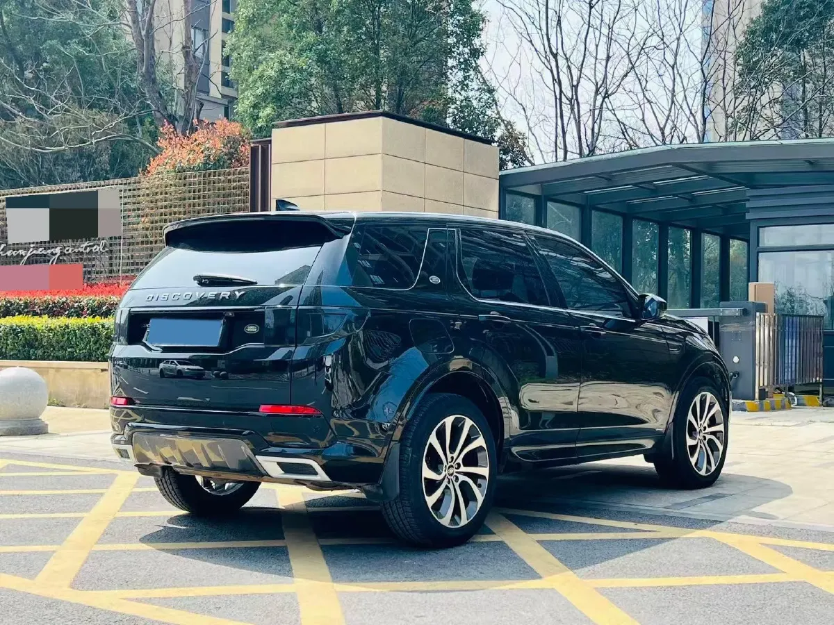 2020 Land Rover Discovery Sport 2.0T 249HP L4 9AT,autocango,china used car exporter,china ev exporter,chinese used car exporter,chinese used ev exporter