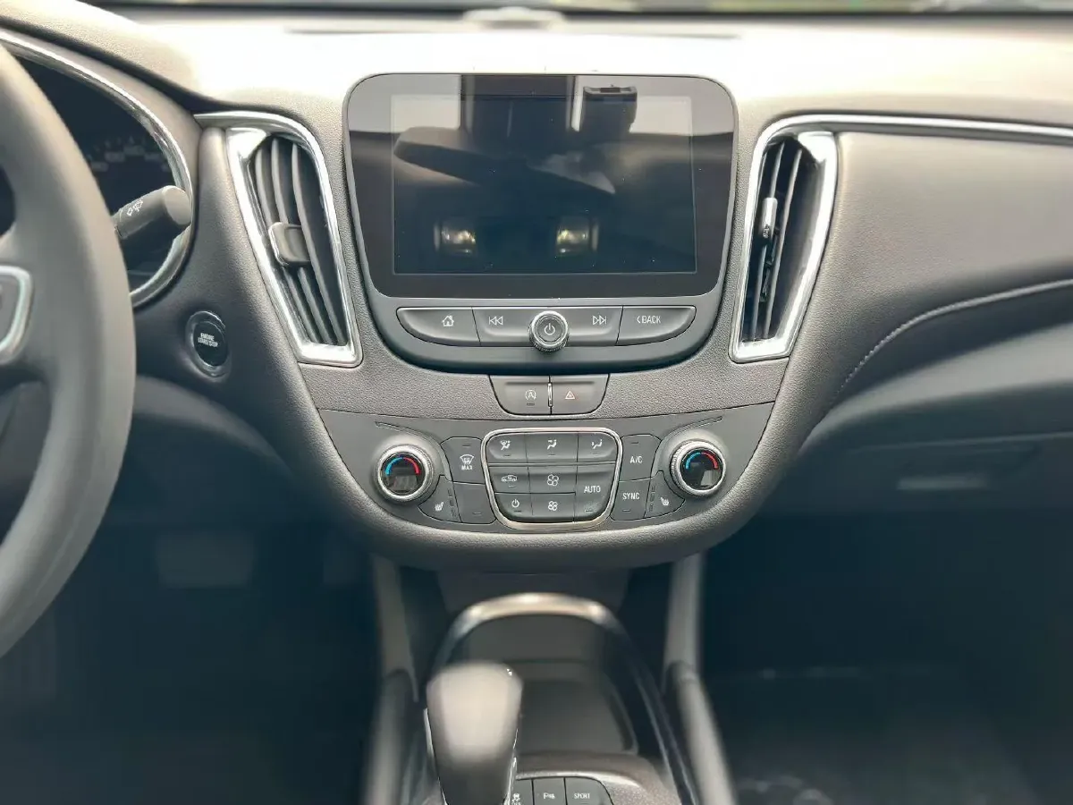 2022 Chevrolet Malibu XL 1.5T 169HP L4 9AT,autocango,china used car exporter,china ev exporter,chinese used car exporter,chinese used ev exporter