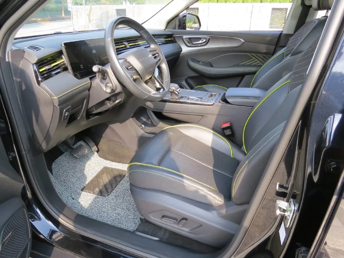 2021 Roewe RX5 1.5T 181HP L4 7DCT,autocango,china used car exporter,china ev exporter,chinese used car exporter,chinese used ev exporter