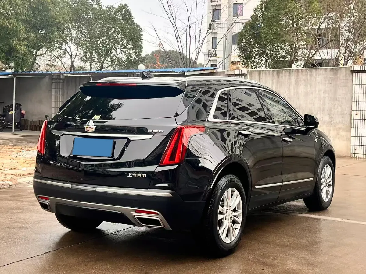 2022 Cadillac XT5 2.0T 237HP L4 9AT,autocango,china used car exporter,china ev exporter,chinese used car exporter,chinese used ev exporter