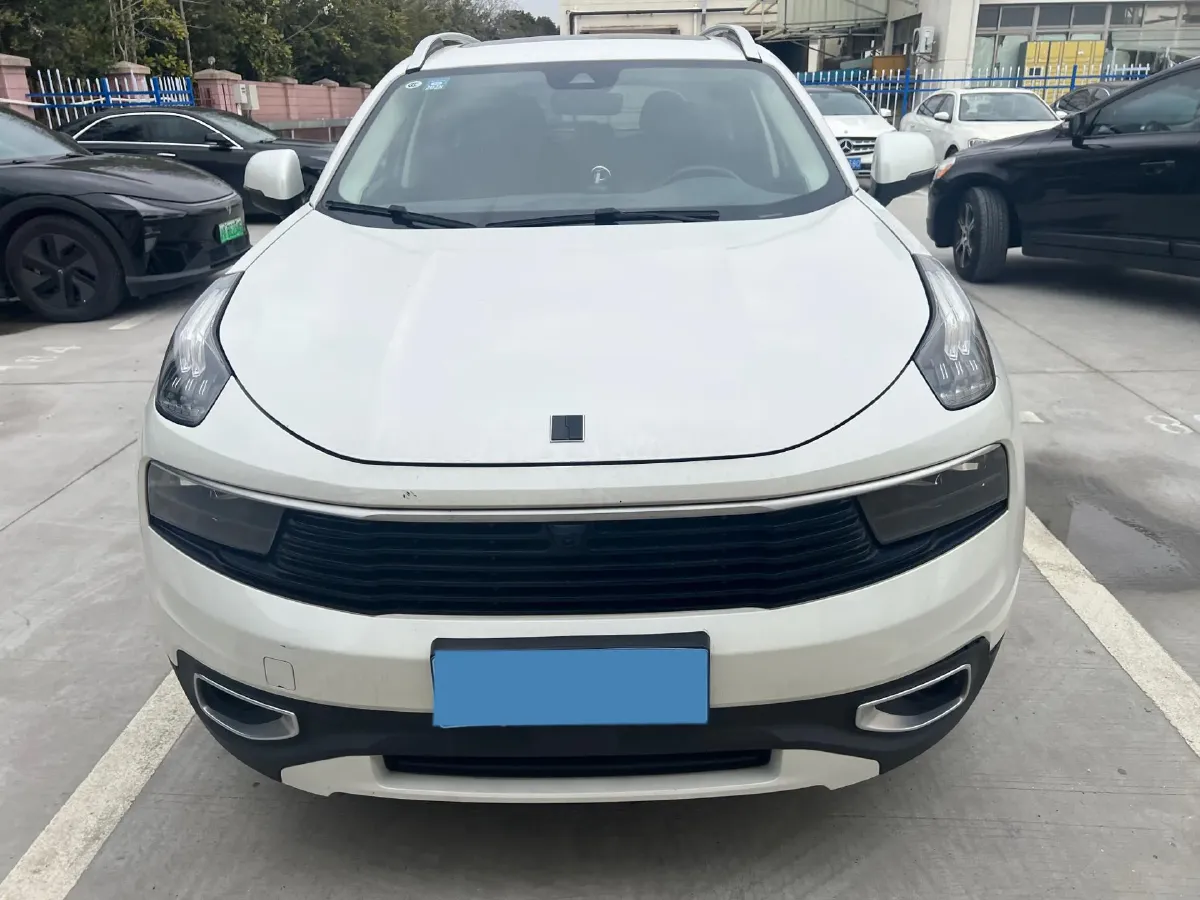 2019 Beijing BJ40 2.0T 218HP L4 6AT,autocango,china used car exporter,china ev exporter,chinese used car exporter,chinese used ev exporter