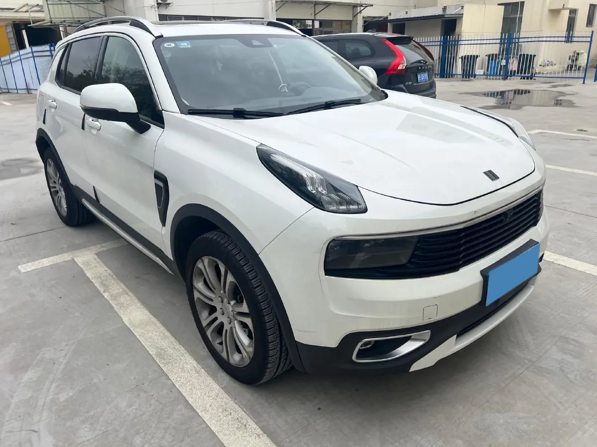 2019 Beijing BJ40 2.0T 218HP L4 6AT,autocango,china used car exporter,china ev exporter,chinese used car exporter,chinese used ev exporter