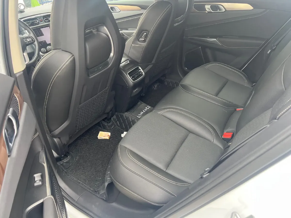 2019 Beijing BJ40 2.0T 218HP L4 6AT,autocango,china used car exporter,china ev exporter,chinese used car exporter,chinese used ev exporter