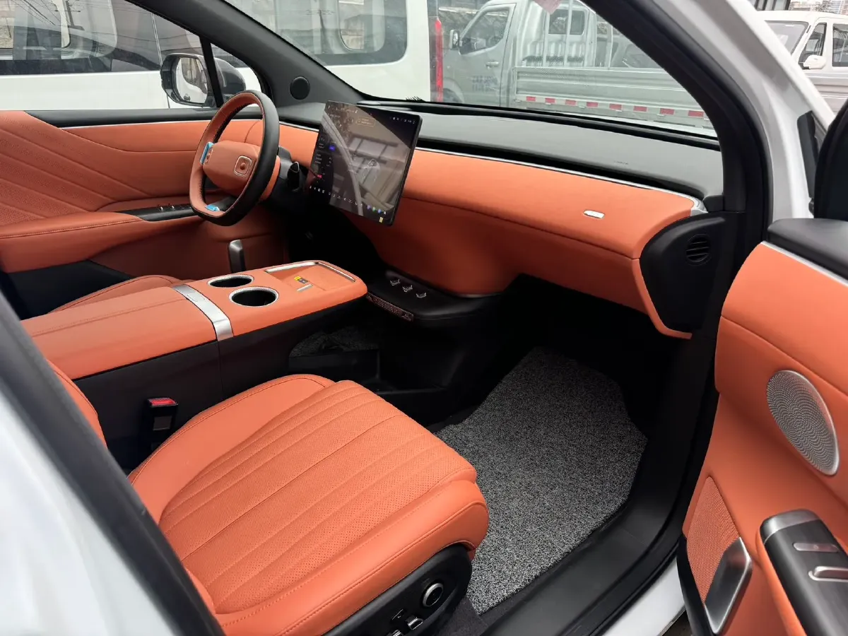 2025 ChangAn QiYuan E07 REEV 150HP REEV 39.05KWH,autocango,china used car exporter,china ev exporter,chinese used car exporter,chinese used ev exporter