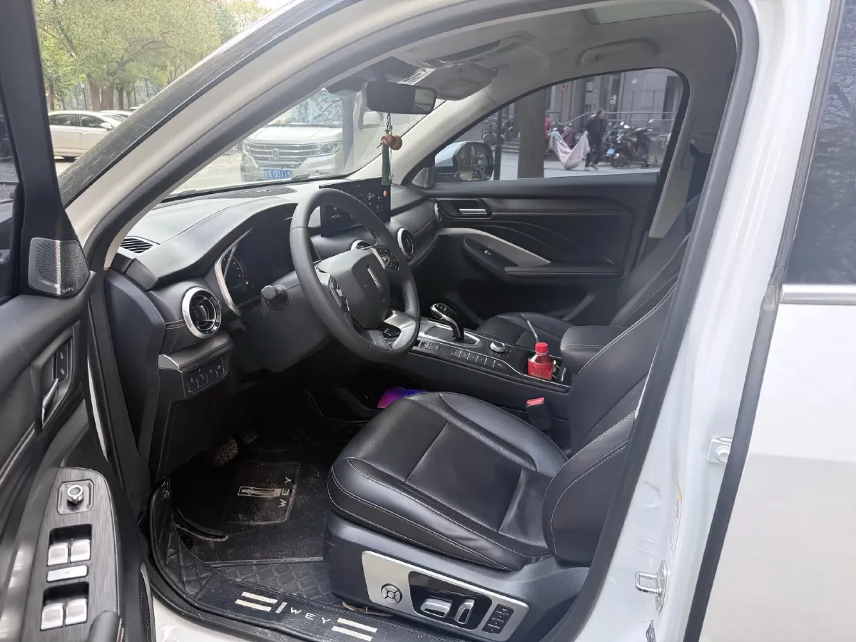 2021 WEY VV6 2.0T 227HP L4 7DCT,autocango,china used car exporter,china ev exporter,chinese used car exporter,chinese used ev exporter