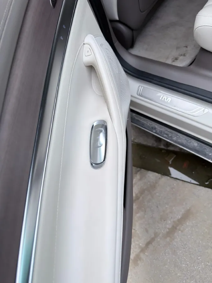 2022 IM L7 BEV 90KWH,autocango,china used car exporter,china ev exporter,chinese used car exporter,chinese used ev exporter