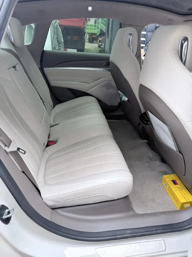 2022 IM L7 BEV 90KWH,autocango,china used car exporter,china ev exporter,chinese used car exporter,chinese used ev exporter