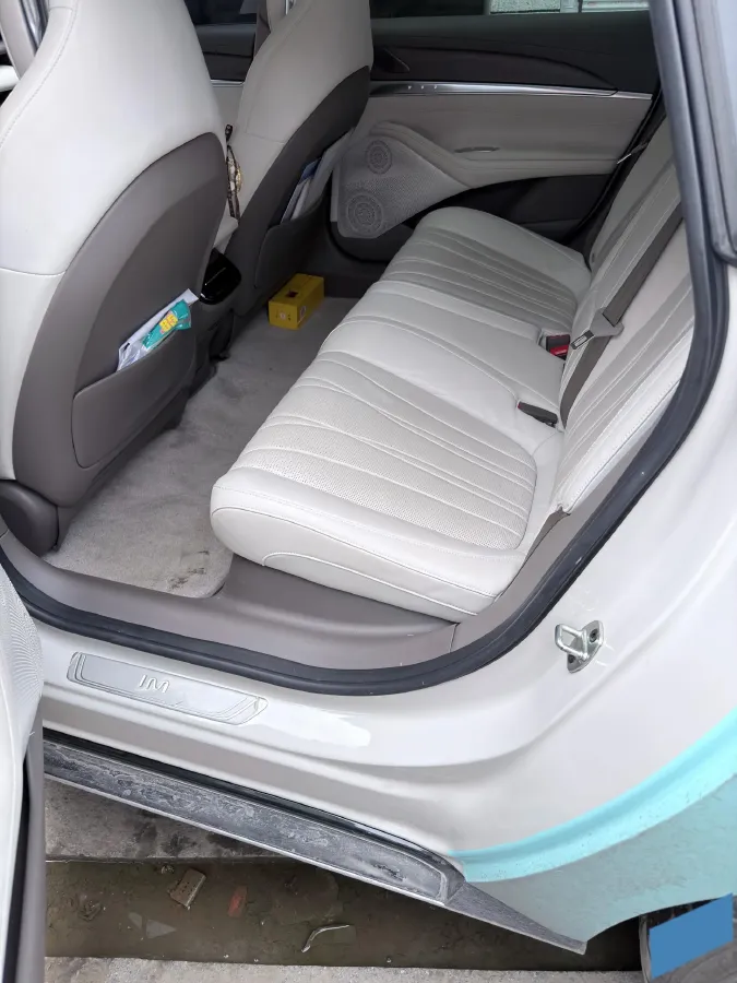 2022 IM L7 BEV 90KWH,autocango,china used car exporter,china ev exporter,chinese used car exporter,chinese used ev exporter