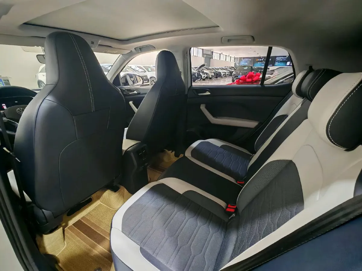 2025 Volkswagen Tharu 1.5L 110HP L4 6AT,autocango,china used car exporter,china ev exporter,chinese used car exporter,chinese used ev exporter