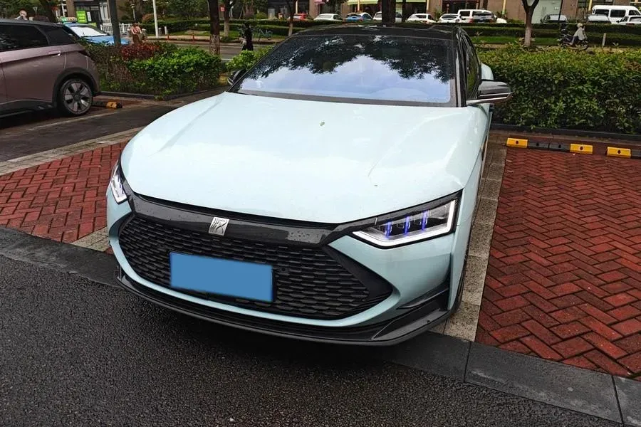 2020 WEY VV7 2.0T 227HP L4 7DCT PHEV,autocango,china used car exporter,china ev exporter,chinese used car exporter,chinese used ev exporter