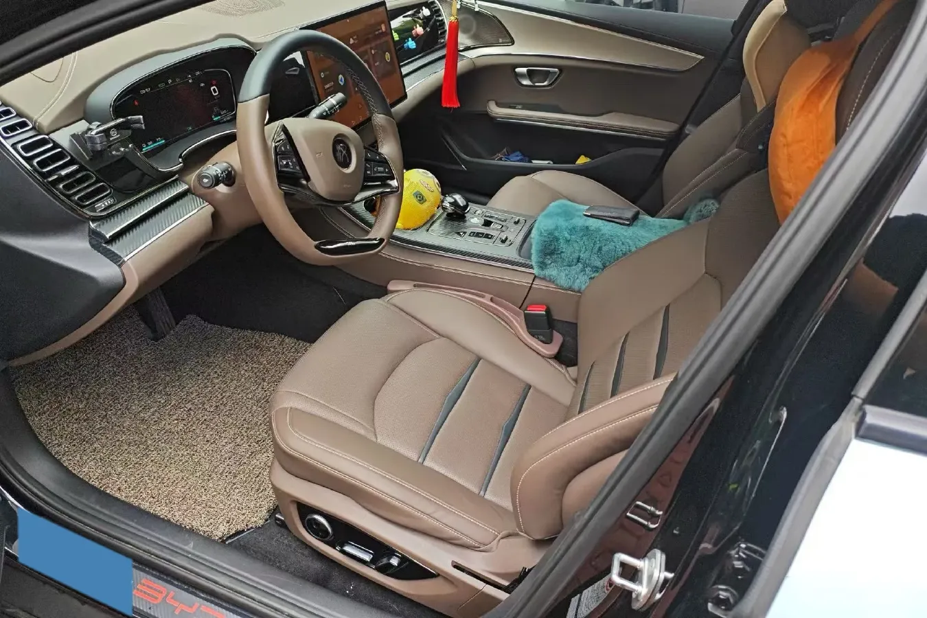 2020 WEY VV7 2.0T 227HP L4 7DCT PHEV,autocango,china used car exporter,china ev exporter,chinese used car exporter,chinese used ev exporter