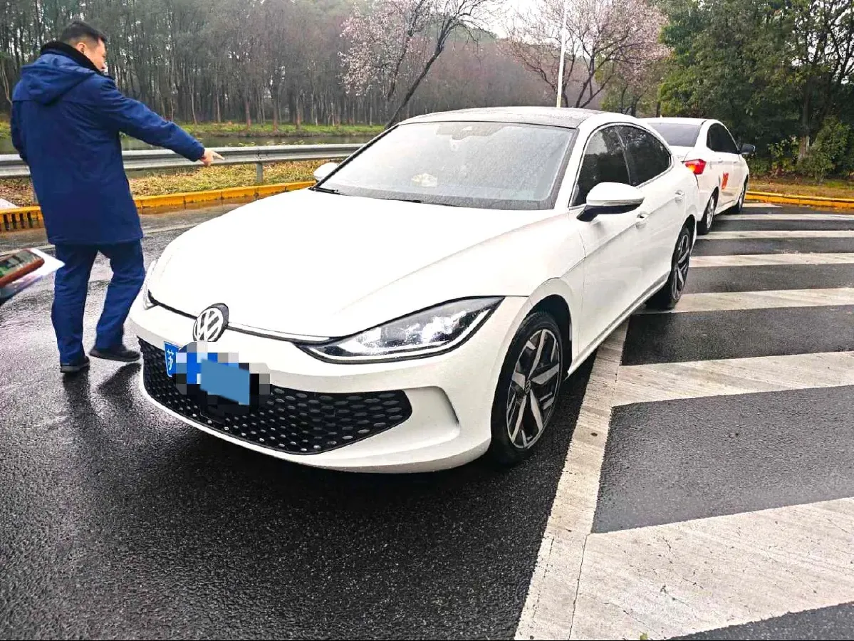 2024 Volkswagen Lamando 1.4T 150HP L4 7DCT,autocango,china used car exporter,china ev exporter,chinese used car exporter,chinese used ev exporter