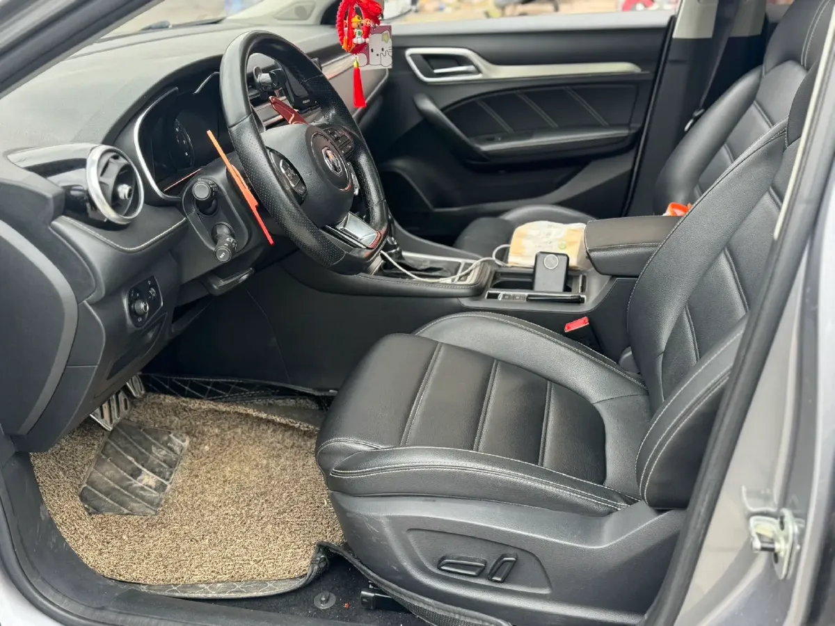 2019 MAXUS XinTu V80 2.5T 136HP L4 6AMT,autocango,china used car exporter,china ev exporter,chinese used car exporter,chinese used ev exporter