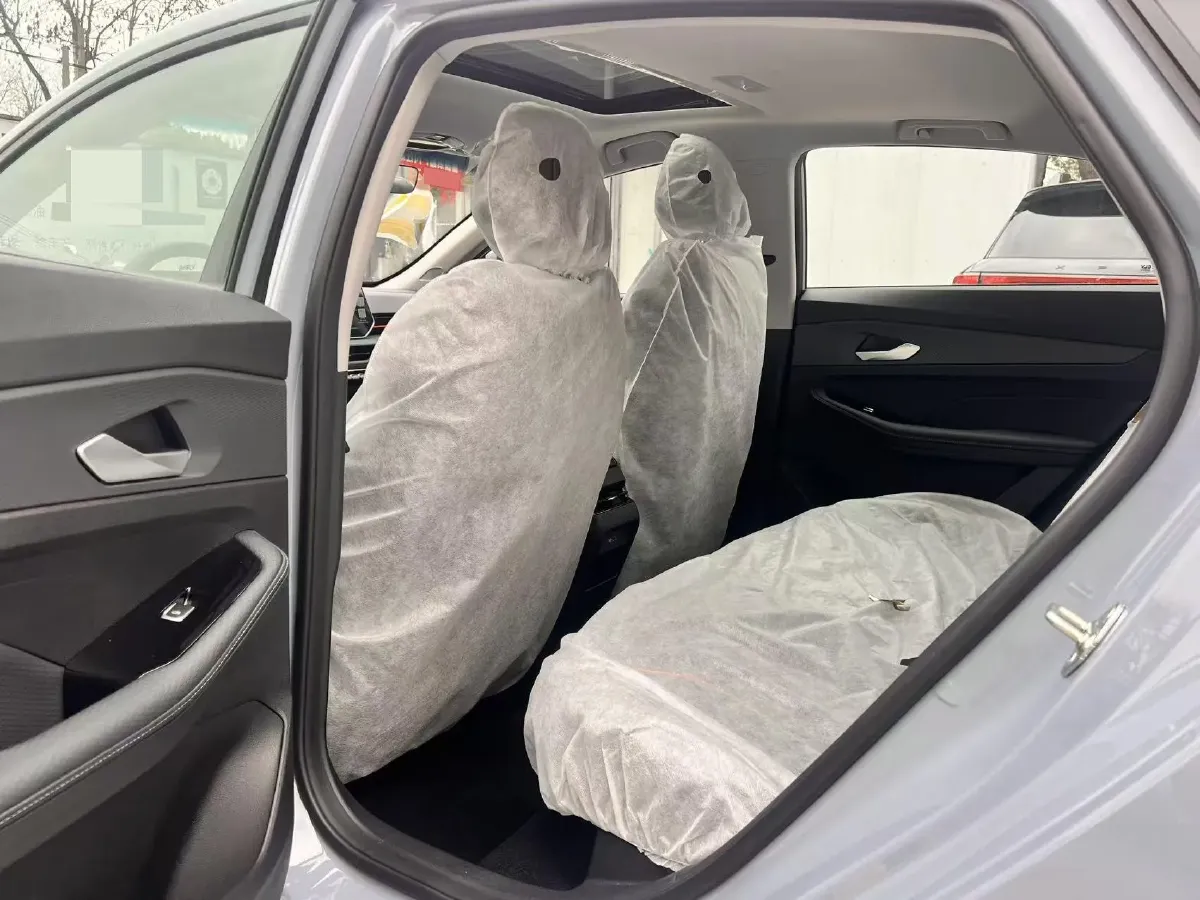 2024 Geely Binray 1.5T 181HP L4 7DCT,autocango,china used car exporter,china ev exporter,chinese used car exporter,chinese used ev exporter