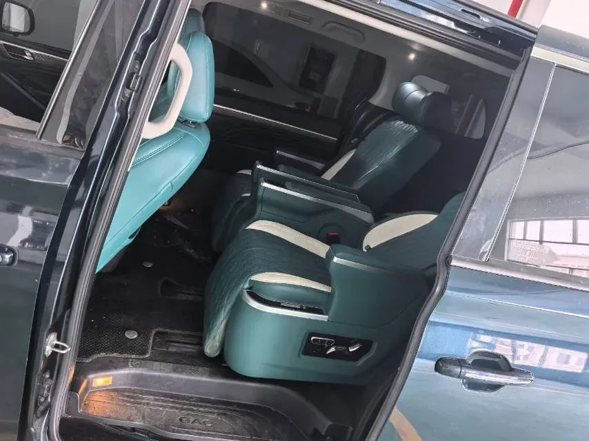 2021 GAC Trumpchi M8 2.0T 252HP L4 8AT,autocango,china used car exporter,china ev exporter,chinese used car exporter,chinese used ev exporter