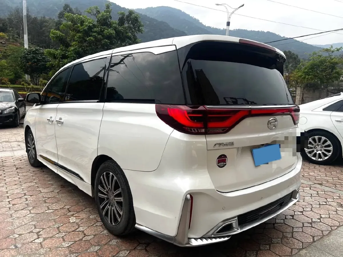 2021 GAC Trumpchi M8 2.0T 252HP L4 8AT,autocango,china used car exporter,china ev exporter,chinese used car exporter,chinese used ev exporter