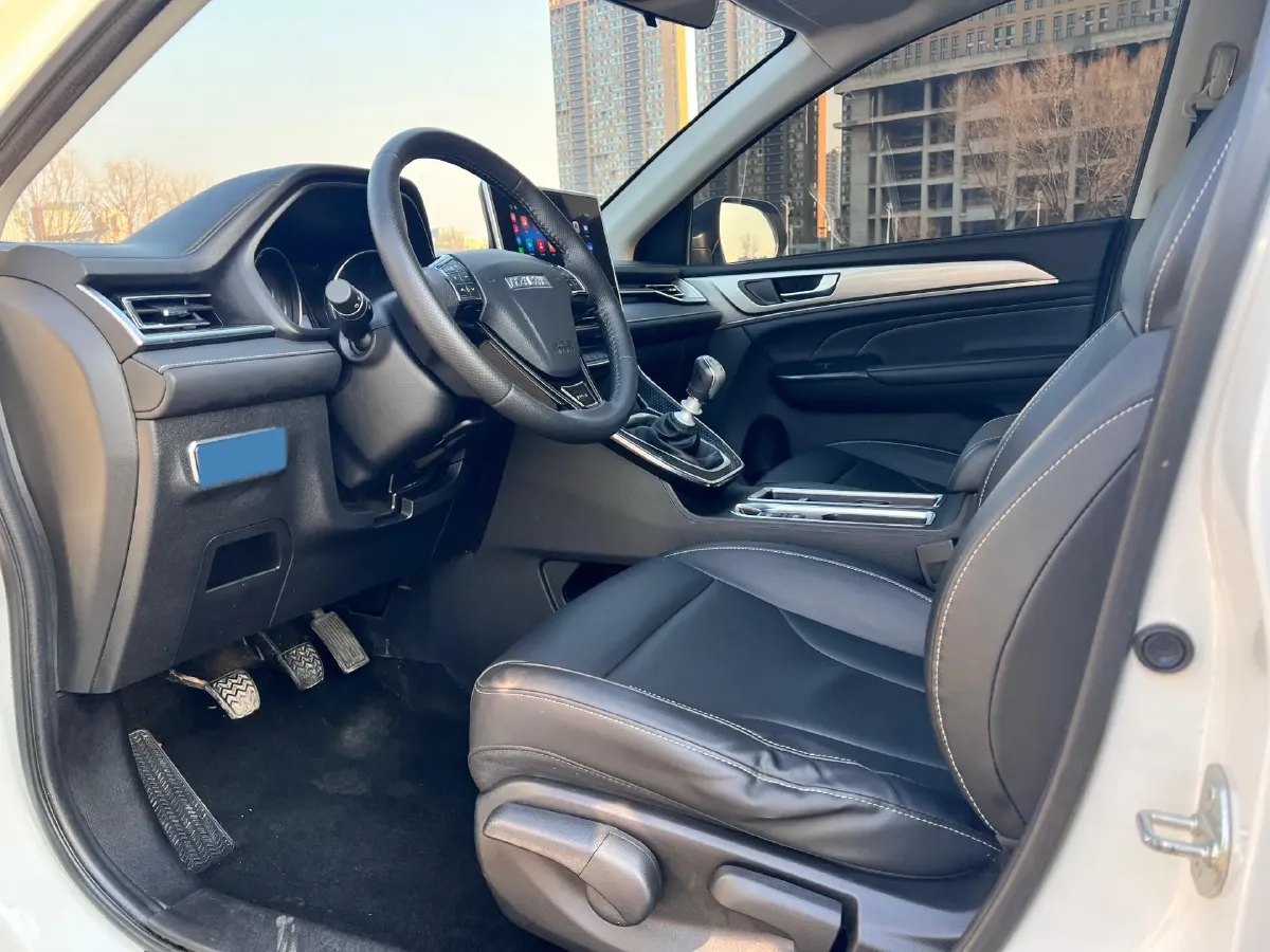 2021 Haval M6 1.5T 150HP L4 6MT,autocango,china used car exporter,china ev exporter,chinese used car exporter,chinese used ev exporter