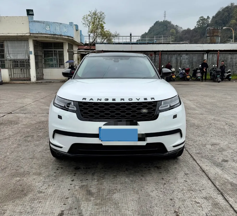 2018 Land Rover Range Rover Velar 2.0T 300HP L4 8AT,autocango,china used car exporter,china ev exporter,chinese used car exporter,chinese used ev exporter