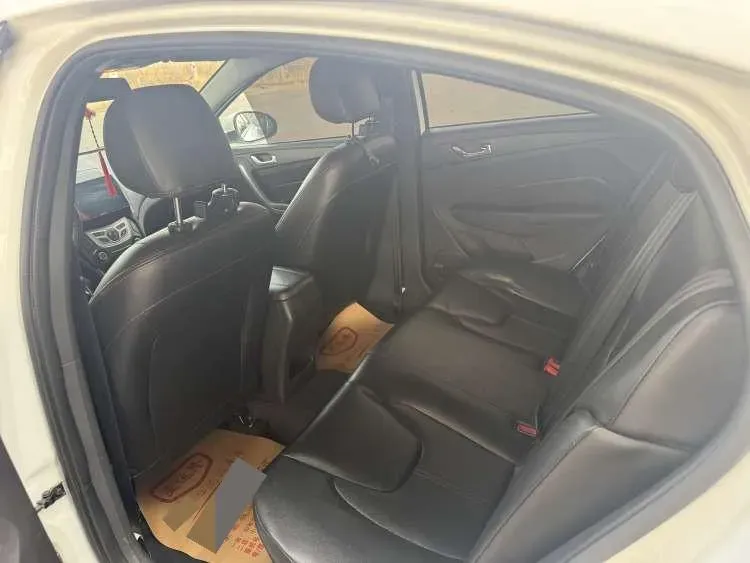 2017 Chery Arrizo 5 1.5L 116HP L4 5MT,autocango,china used car exporter,china ev exporter,chinese used car exporter,chinese used ev exporter