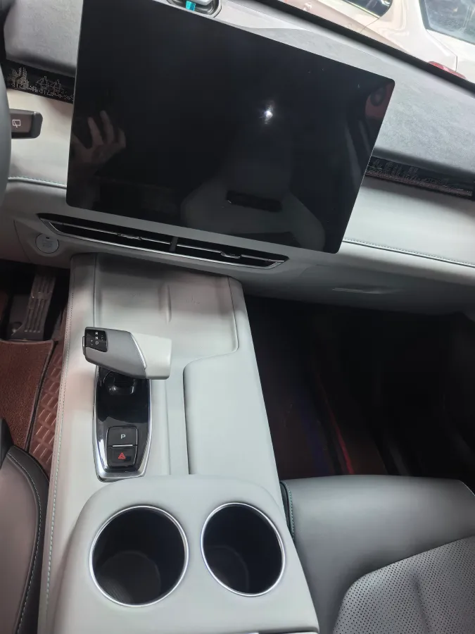 2025 ChangAn UNI-Z 1.5T 188HP L4 7DCT,autocango,china used car exporter,china ev exporter,chinese used car exporter,chinese used ev exporter