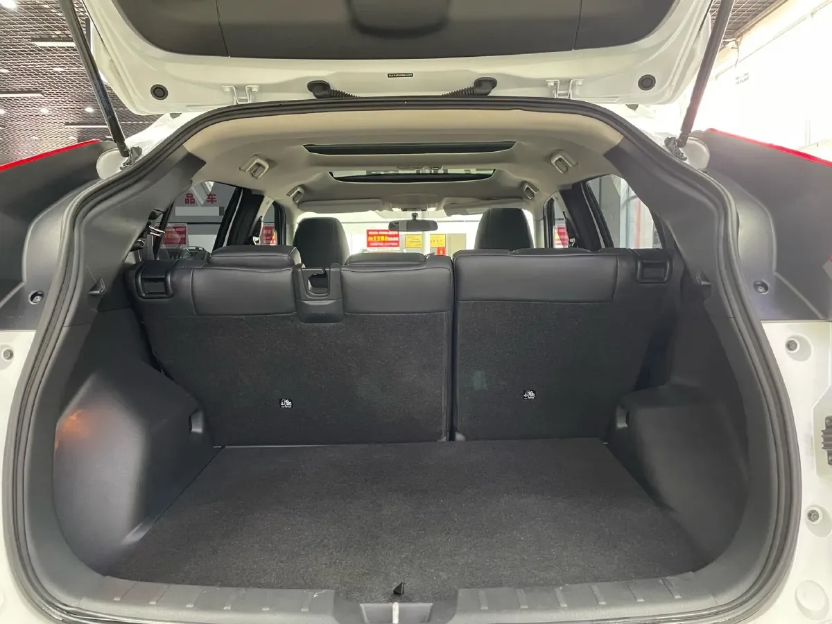 2021 Mitsubishi Eclipse Cross 1.5T 170HP L4 CVT,autocango,china used car exporter,china ev exporter,chinese used car exporter,chinese used ev exporter