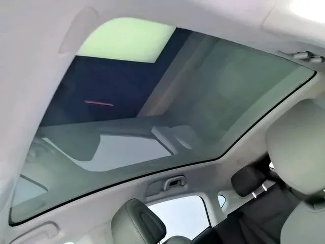 2025 Xpeng G6 BEV 68.5KWH,autocango,china used car exporter,china ev exporter,chinese used car exporter,chinese used ev exporter