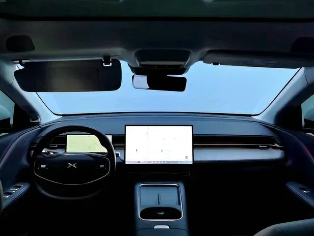 2025 Xpeng G6 BEV 68.5KWH,autocango,china used car exporter,china ev exporter,chinese used car exporter,chinese used ev exporter