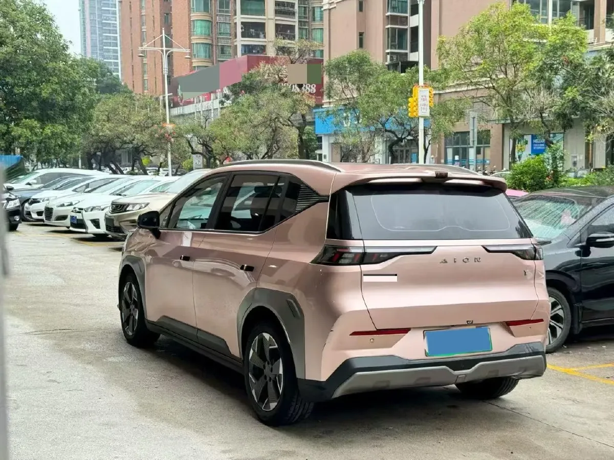 2022 Geely Okavango 1.8T 184HP L4 7DCT,autocango,china used car exporter,china ev exporter,chinese used car exporter,chinese used ev exporter