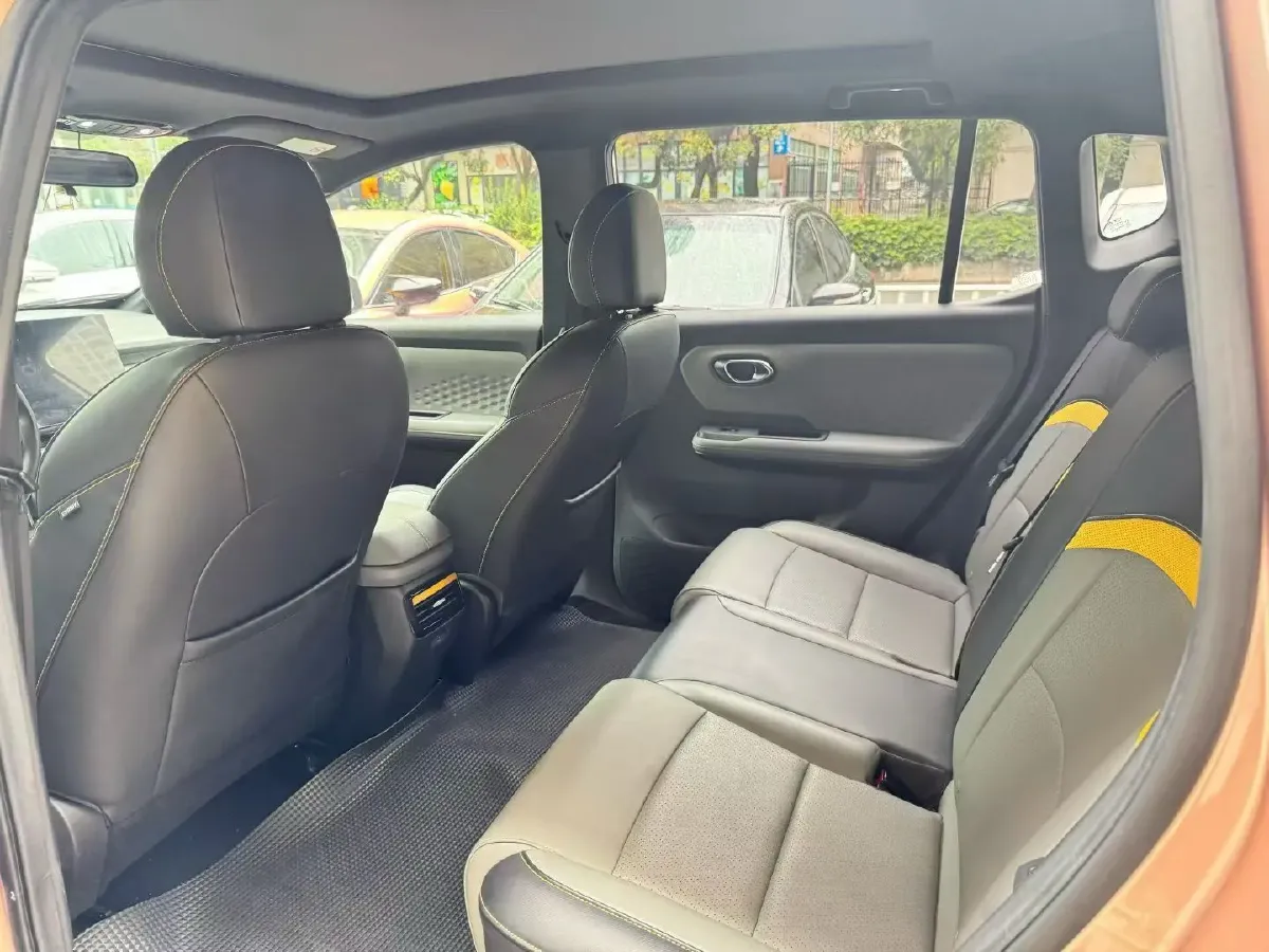 2022 Geely Okavango 1.8T 184HP L4 7DCT,autocango,china used car exporter,china ev exporter,chinese used car exporter,chinese used ev exporter