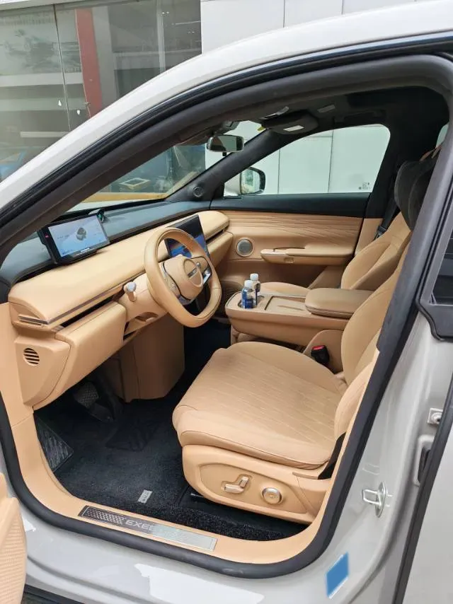 2025 Exceed Sterra ET REEV 156HP REEV,autocango,china used car exporter,china ev exporter,chinese used car exporter,chinese used ev exporter