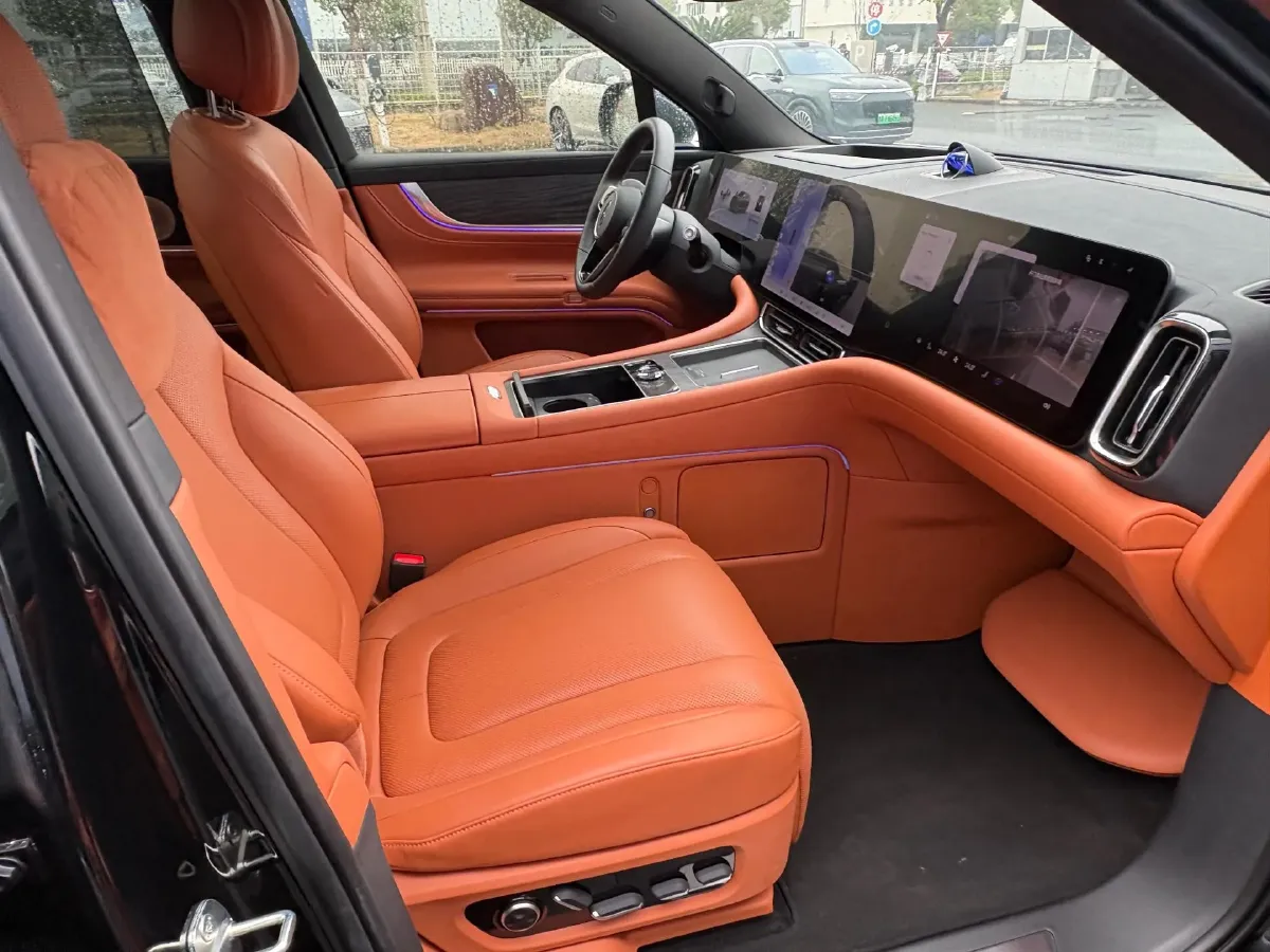 2024 AITO AITO M9 1.5T 152HP L4 REEV 42KWH,autocango,china used car exporter,china ev exporter,chinese used car exporter,chinese used ev exporter