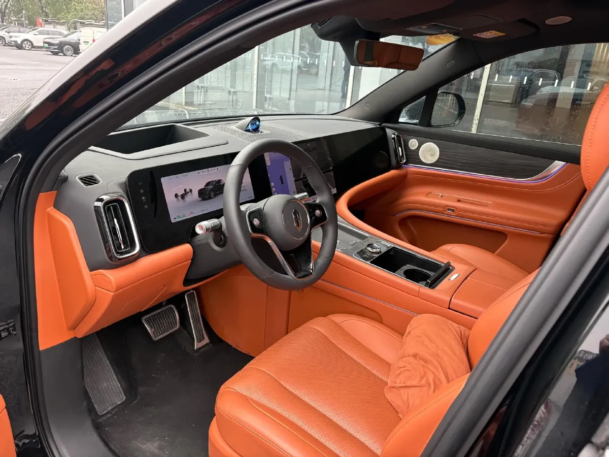 2024 AITO AITO M9 1.5T 152HP L4 REEV 42KWH,autocango,china used car exporter,china ev exporter,chinese used car exporter,chinese used ev exporter