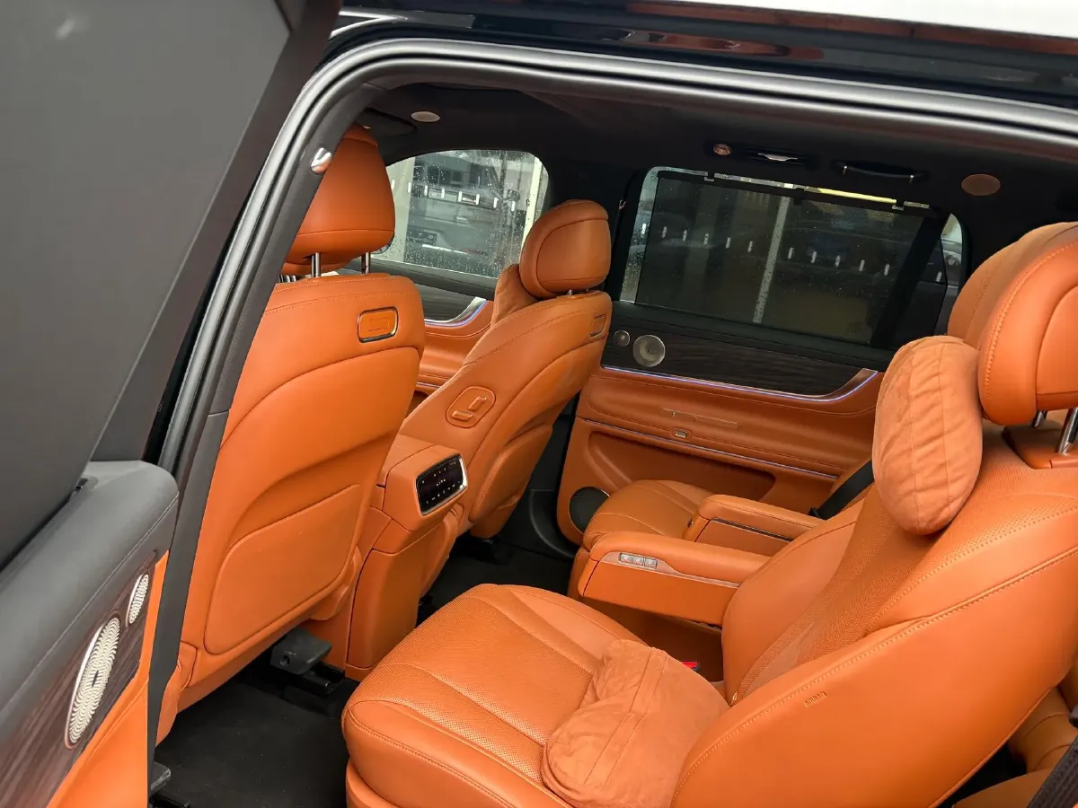 2024 AITO AITO M9 1.5T 152HP L4 REEV 42KWH,autocango,china used car exporter,china ev exporter,chinese used car exporter,chinese used ev exporter