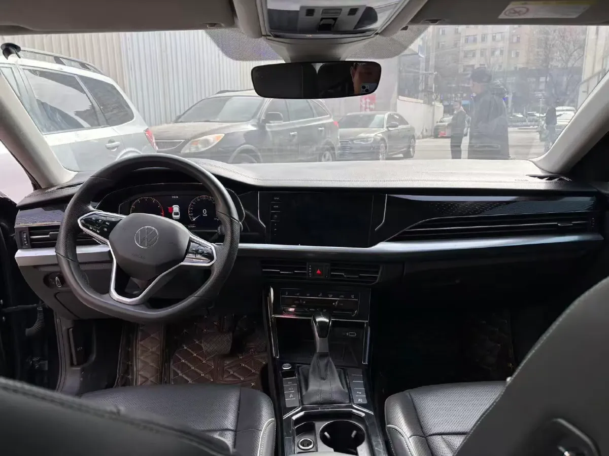 2023 Volkswagen Passat 2.0T 186HP L4 7DCT,autocango,china used car exporter,china ev exporter,chinese used car exporter,chinese used ev exporter
