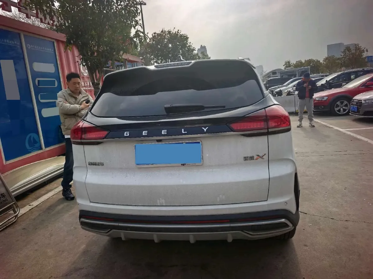 2022 Geely Azkarra 1.8T 184HP L4 7DCT,autocango,china used car exporter,china ev exporter,chinese used car exporter,chinese used ev exporter