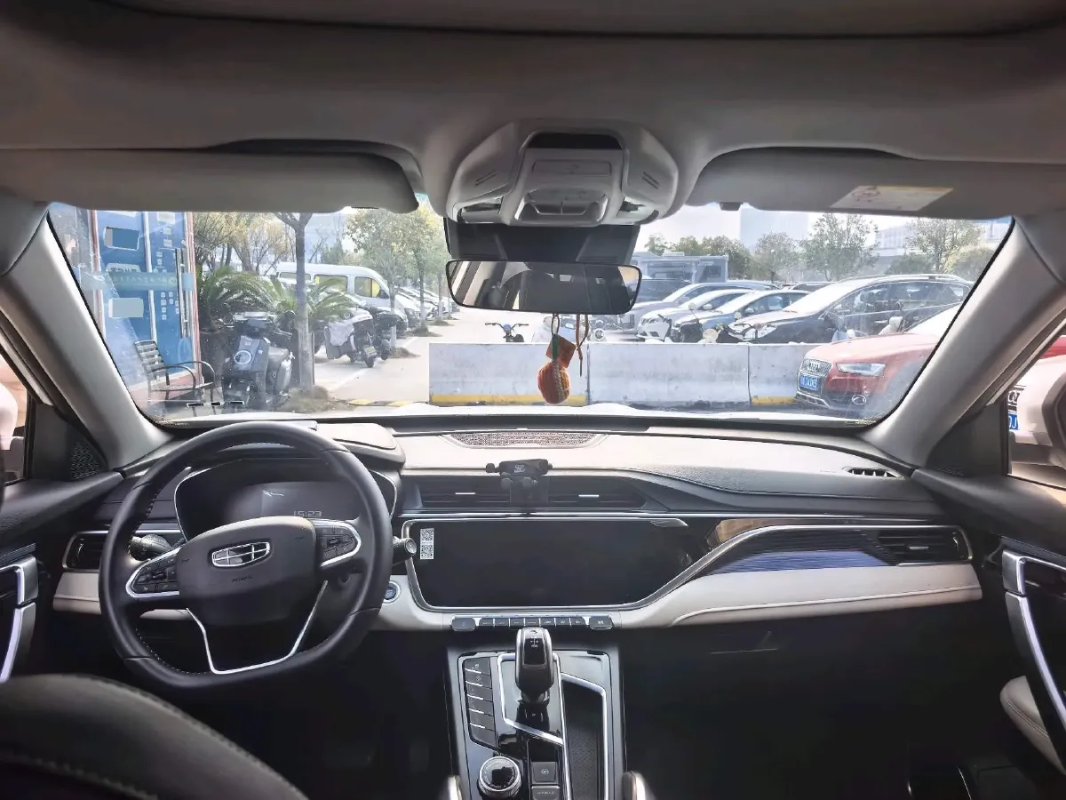 2022 Geely Azkarra 1.8T 184HP L4 7DCT,autocango,china used car exporter,china ev exporter,chinese used car exporter,chinese used ev exporter