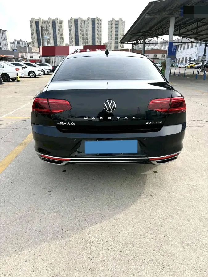 2021 Volkswagen Magotan 2.0T 186HP L4 7DCT,autocango,china used car exporter,china ev exporter,chinese used car exporter,chinese used ev exporter