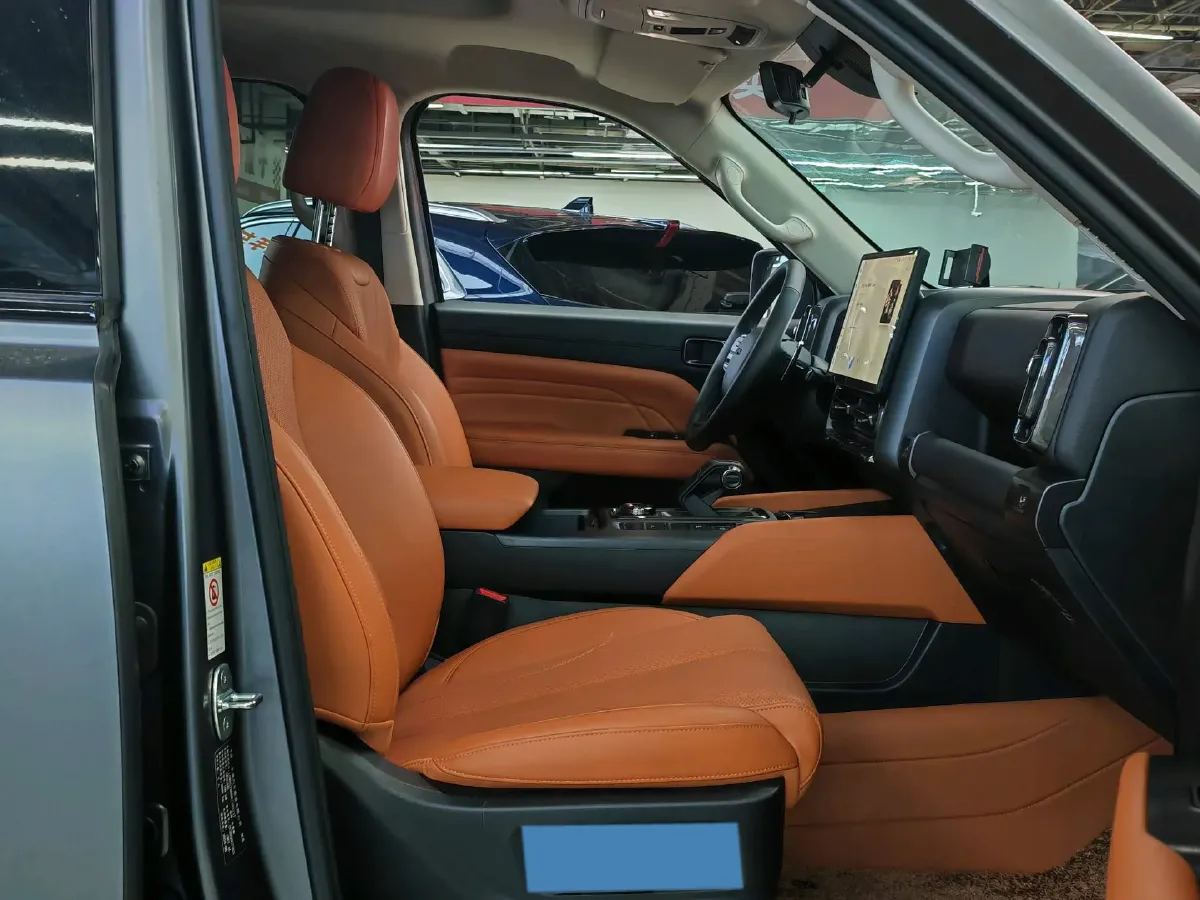 2024 Haval H9 2.0T 224HP L4 8AT,autocango,china used car exporter,china ev exporter,chinese used car exporter,chinese used ev exporter